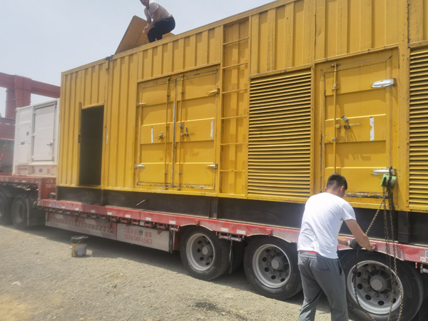 山亭发电机出租100KW发电机需要什么规格的电缆线？